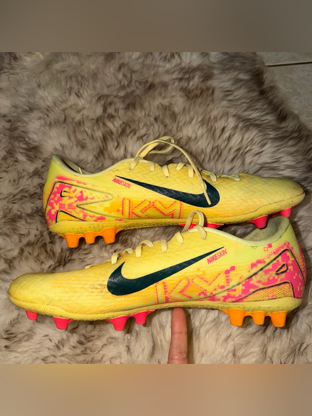 Nike x Kylian Mbappé Mercurial Vapor 16 Academy MG low-top soccer cleats 10